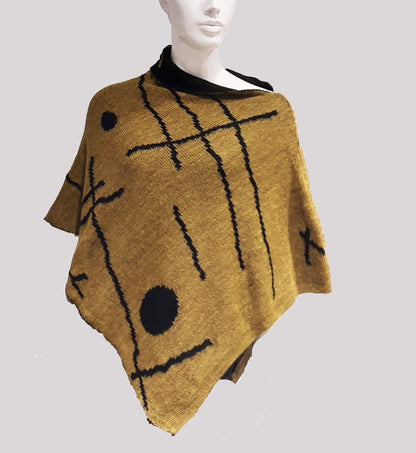 Alpaca Symmetrical and Reversible Poncho Olive Green