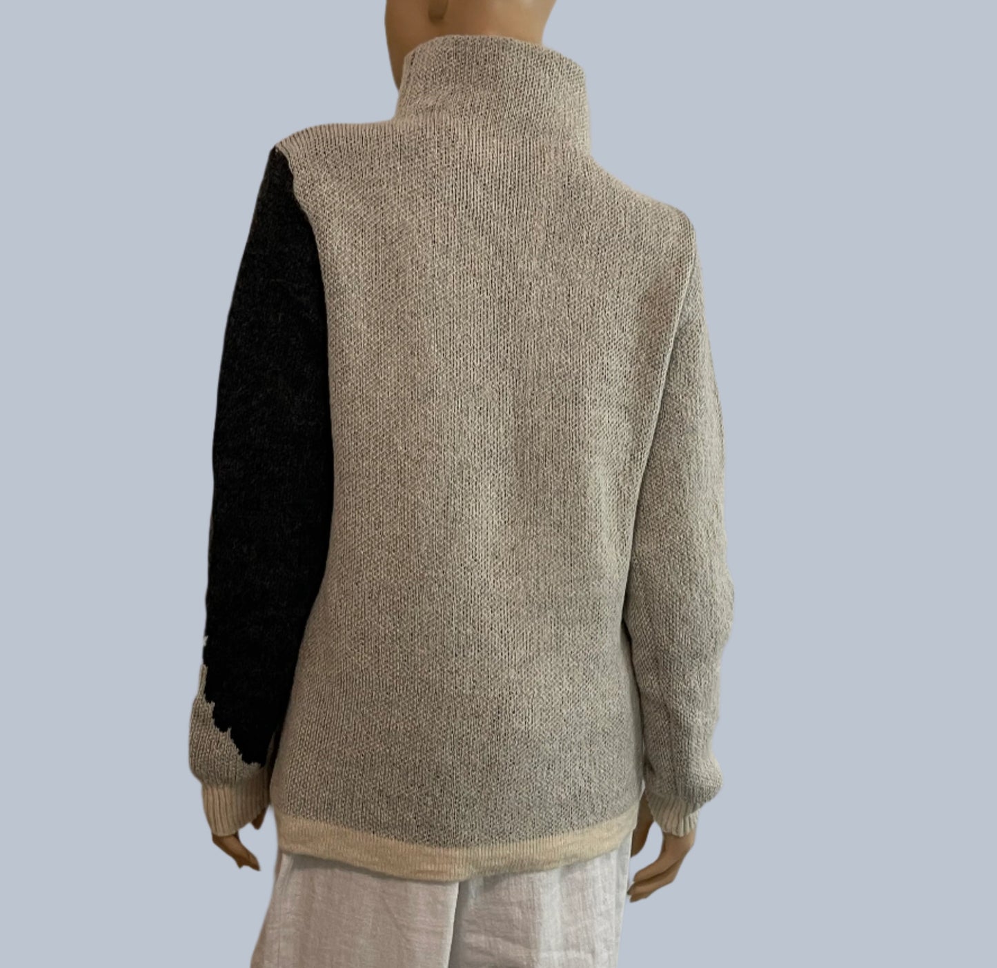 Alpaca High Neck Bi-color design Jacquard White/Charcoal