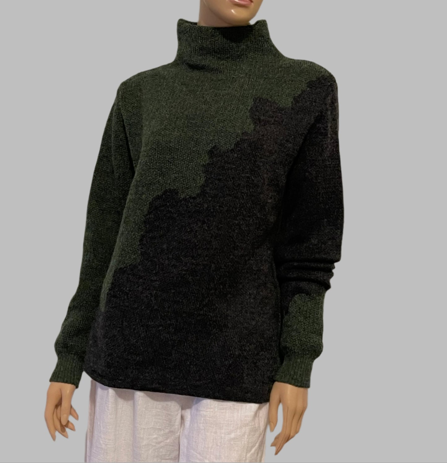 Alpaca High Neck Bi-color design Jacquard Green/Charcoal